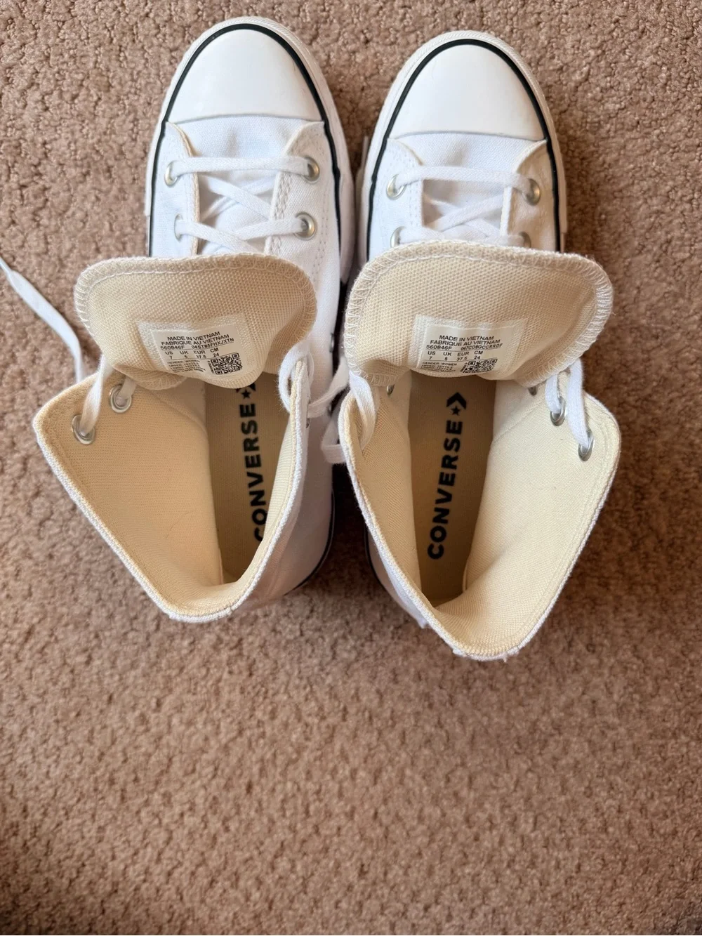 Converse Chuck Taylor Platform Sneakers